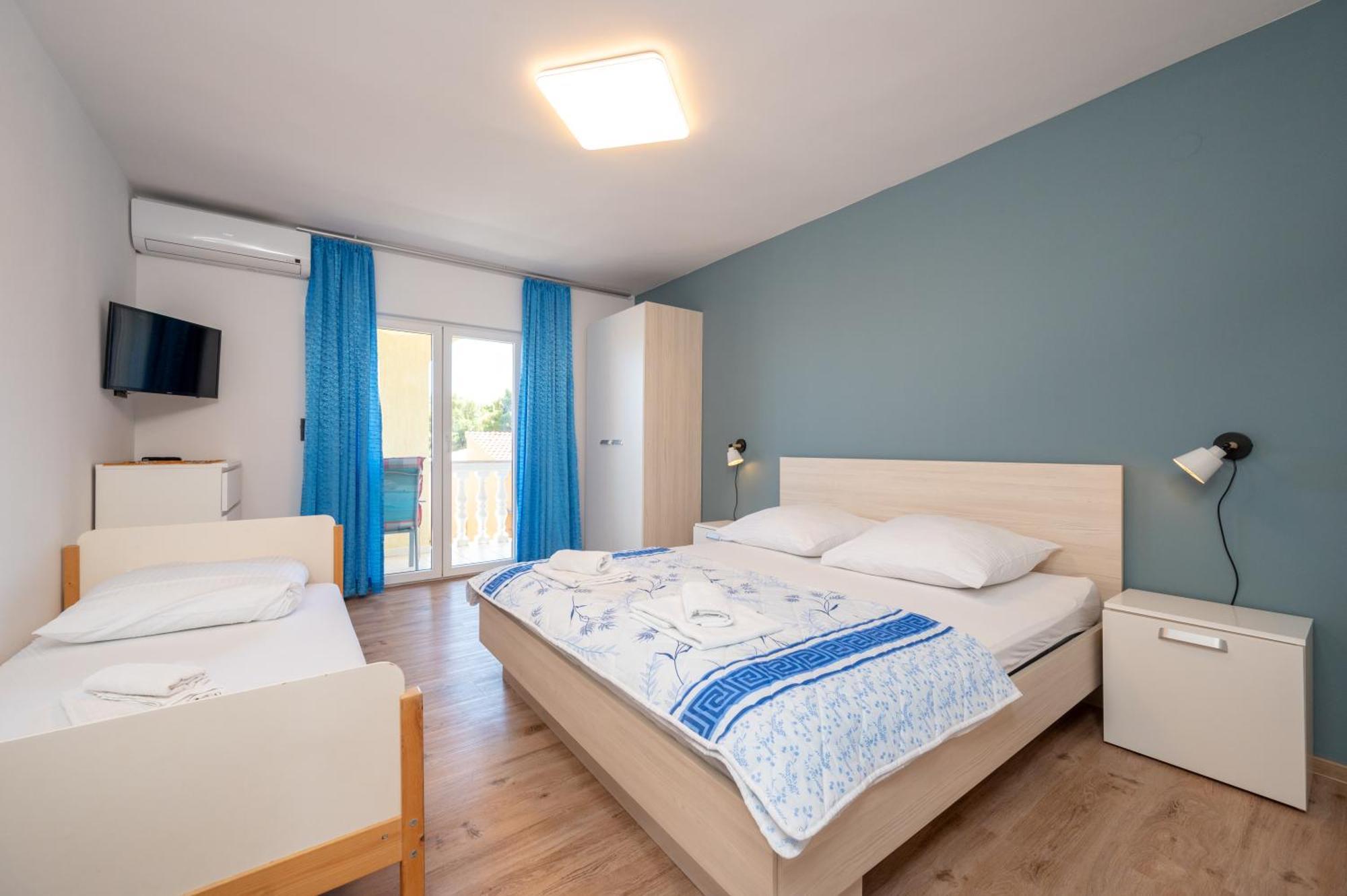 Apartments Zdravko Trogir Buitenkant foto
