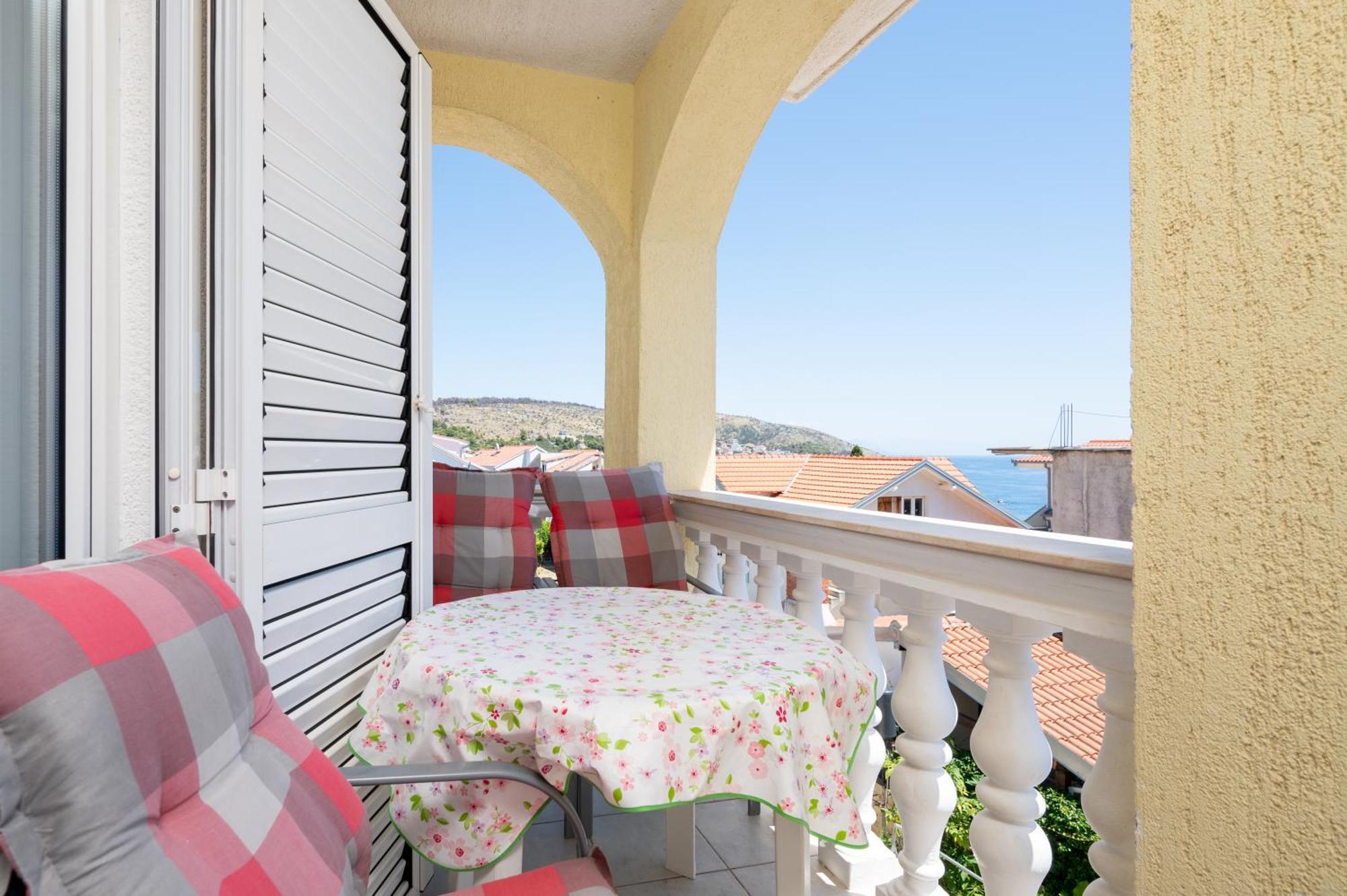Apartments Zdravko Trogir Buitenkant foto