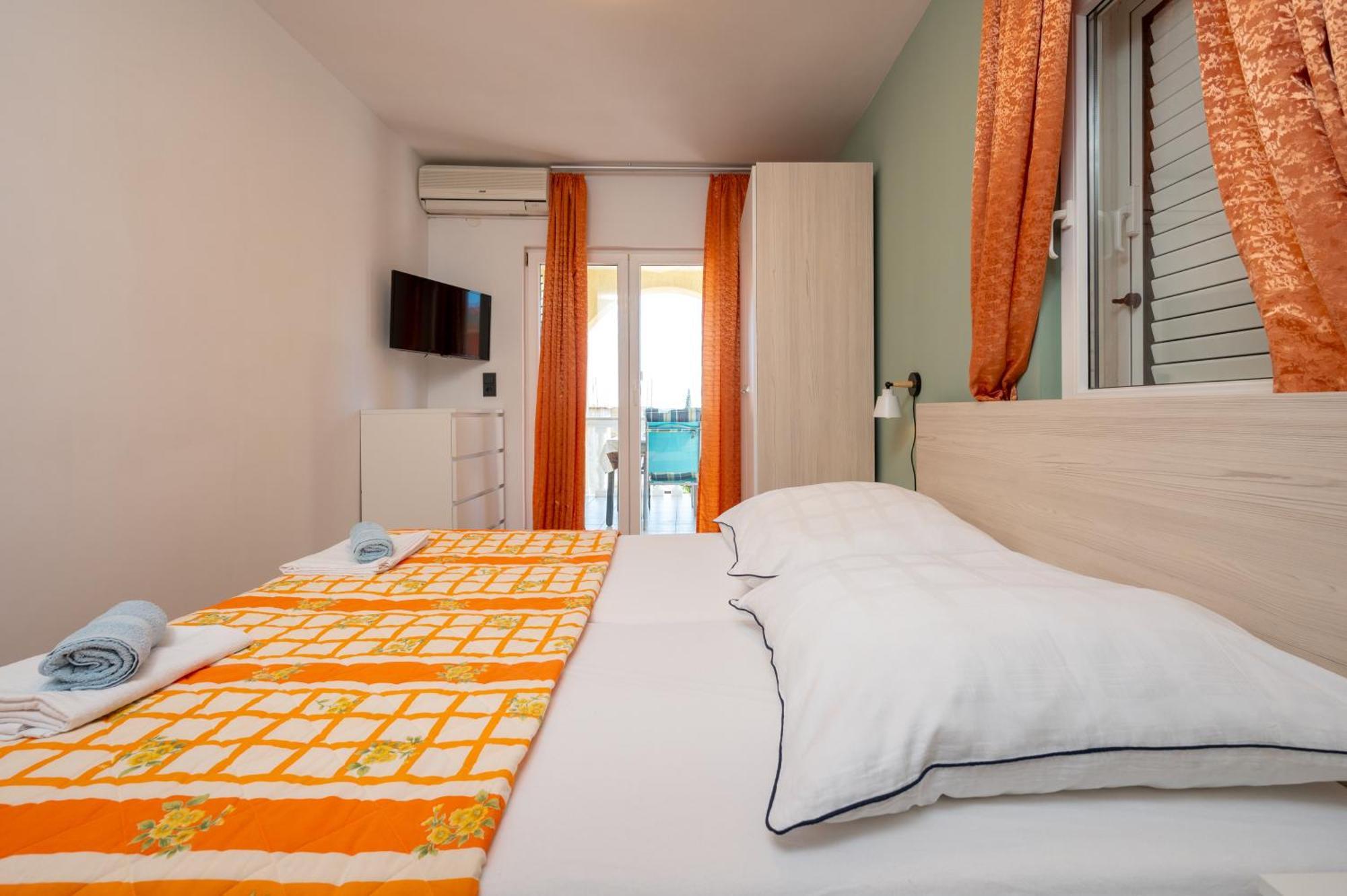 Apartments Zdravko Trogir Buitenkant foto