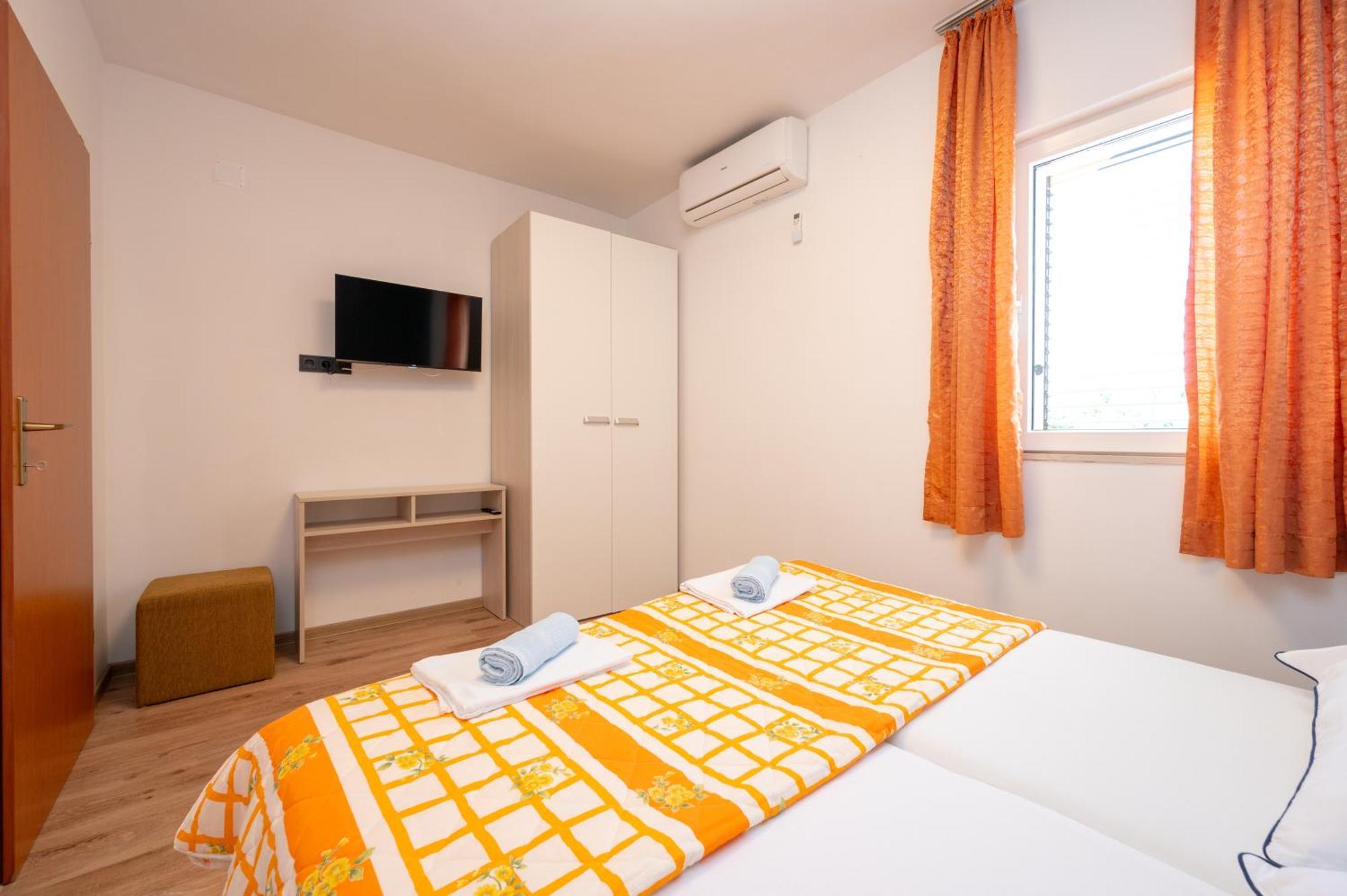 Apartments Zdravko Trogir Buitenkant foto