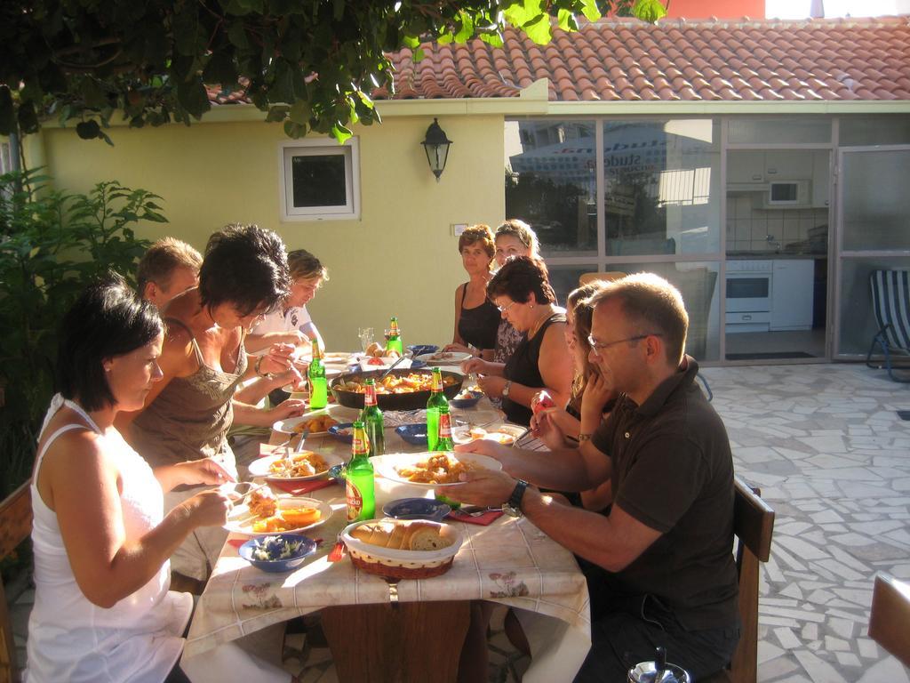 Apartments Zdravko Trogir Buitenkant foto
